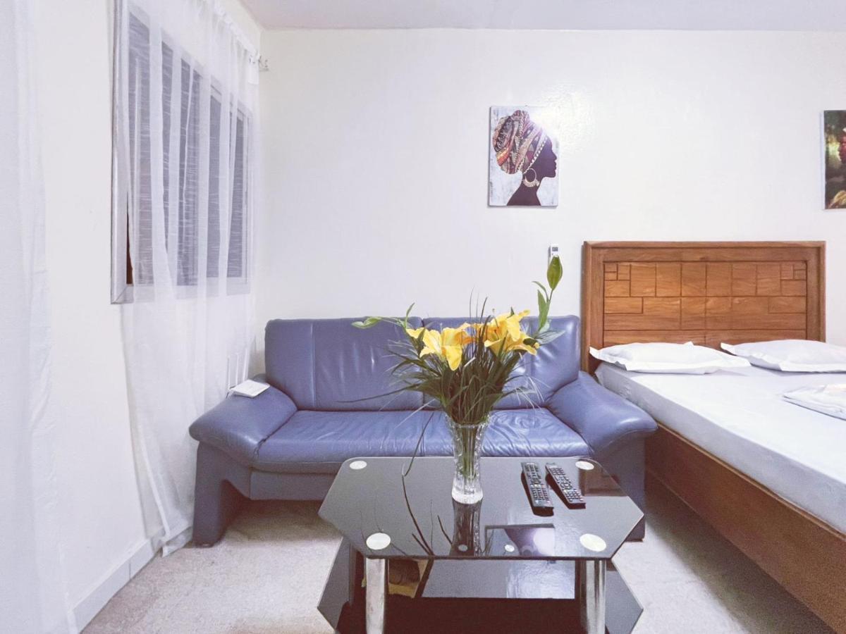 Residence Kane Diallo- Appartements Elegants Et Centraux A Dakar Dış mekan fotoğraf
