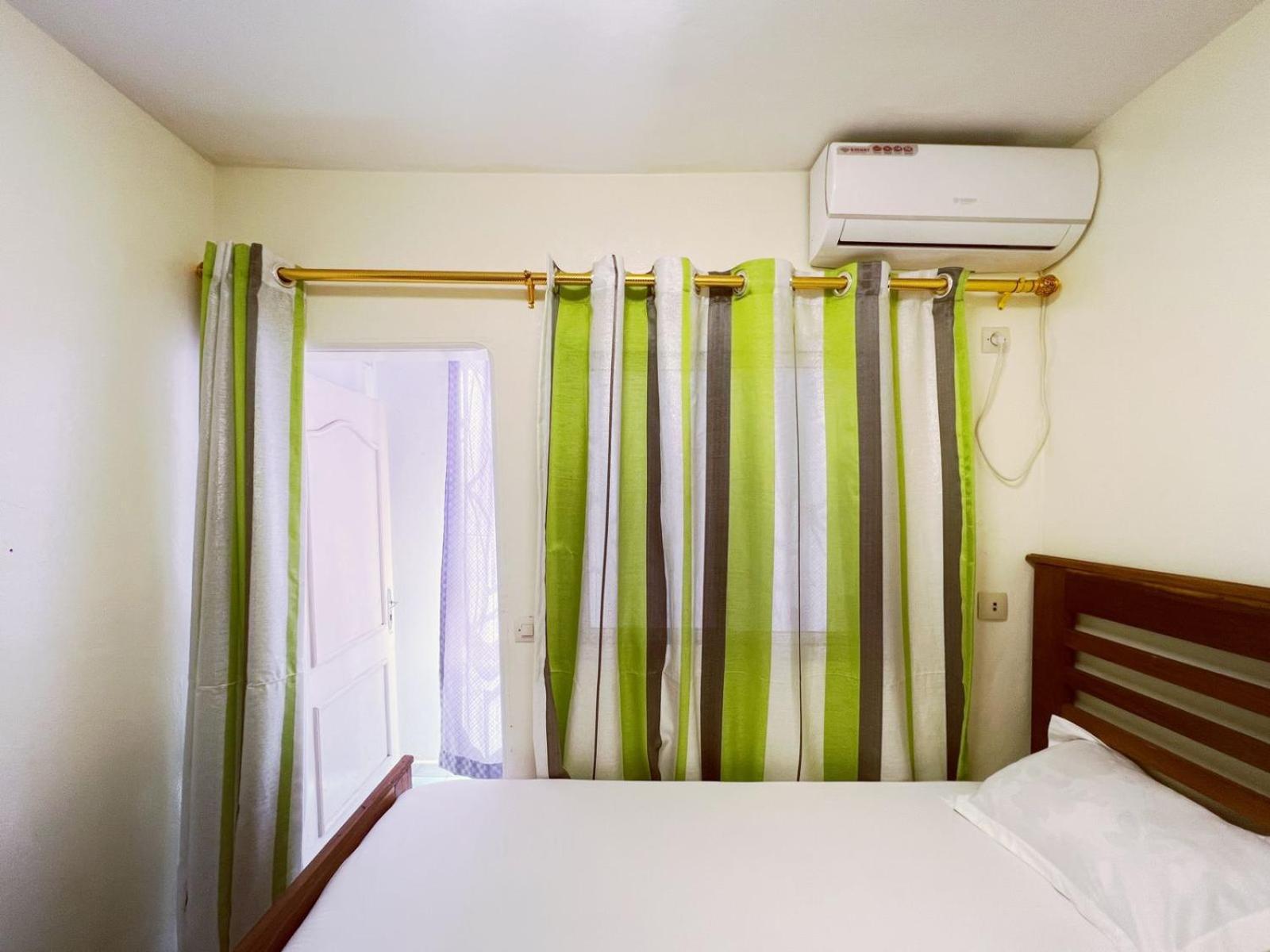 Residence Kane Diallo- Appartements Elegants Et Centraux A Dakar Dış mekan fotoğraf