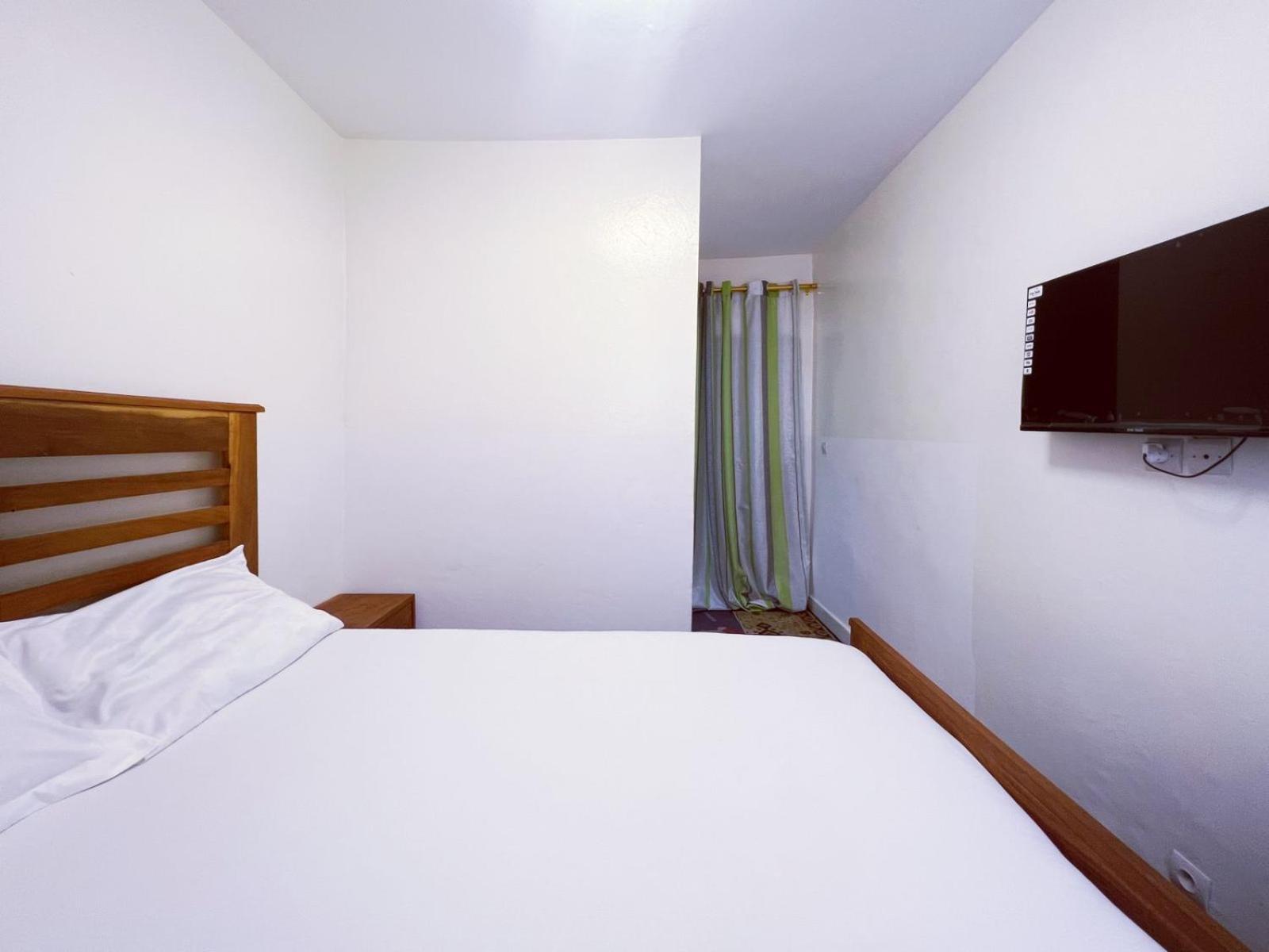 Residence Kane Diallo- Appartements Elegants Et Centraux A Dakar Dış mekan fotoğraf