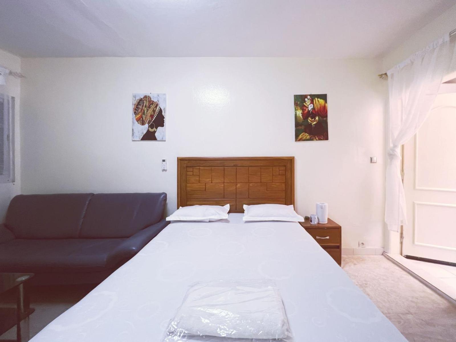 Residence Kane Diallo- Appartements Elegants Et Centraux A Dakar Dış mekan fotoğraf