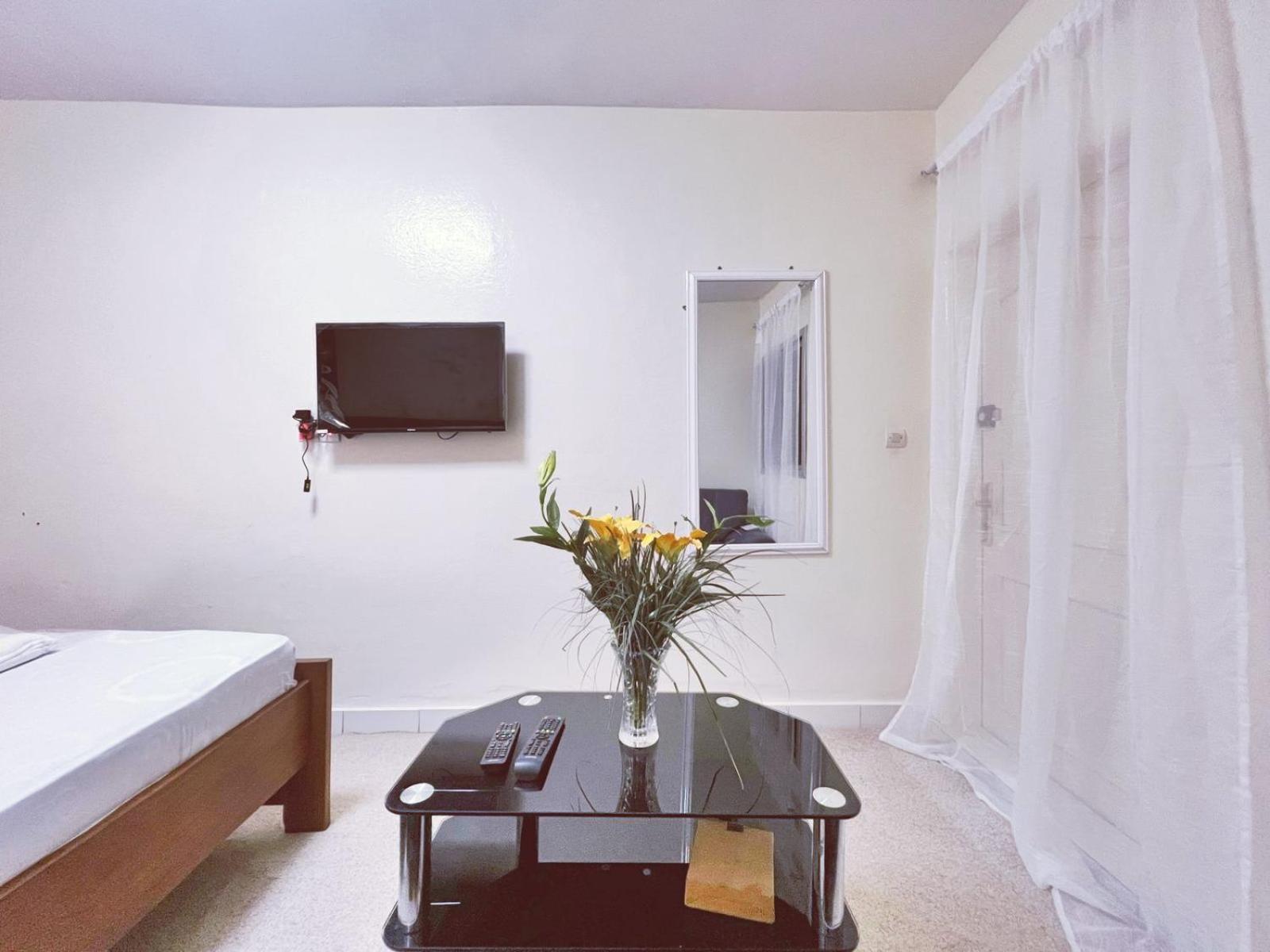 Residence Kane Diallo- Appartements Elegants Et Centraux A Dakar Dış mekan fotoğraf